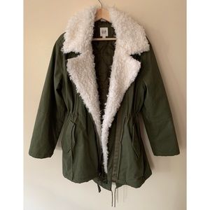 GAP • M • Olive Green Utility Sherpa Parka
